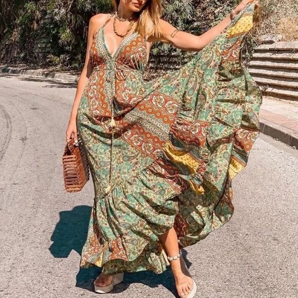 💋 BEAUTIFUL GIRL 💋 DIAMOND GAL EDGY ELITE QUEEN MAXI FEATHER FRINGE FLOWER - Picture 2 of 16